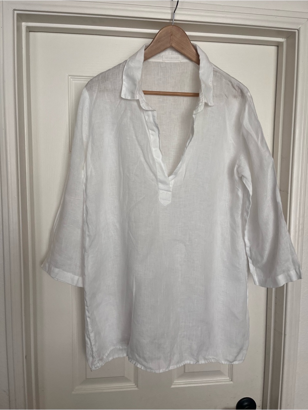 CP Shades 100% linen white tunic top medium
